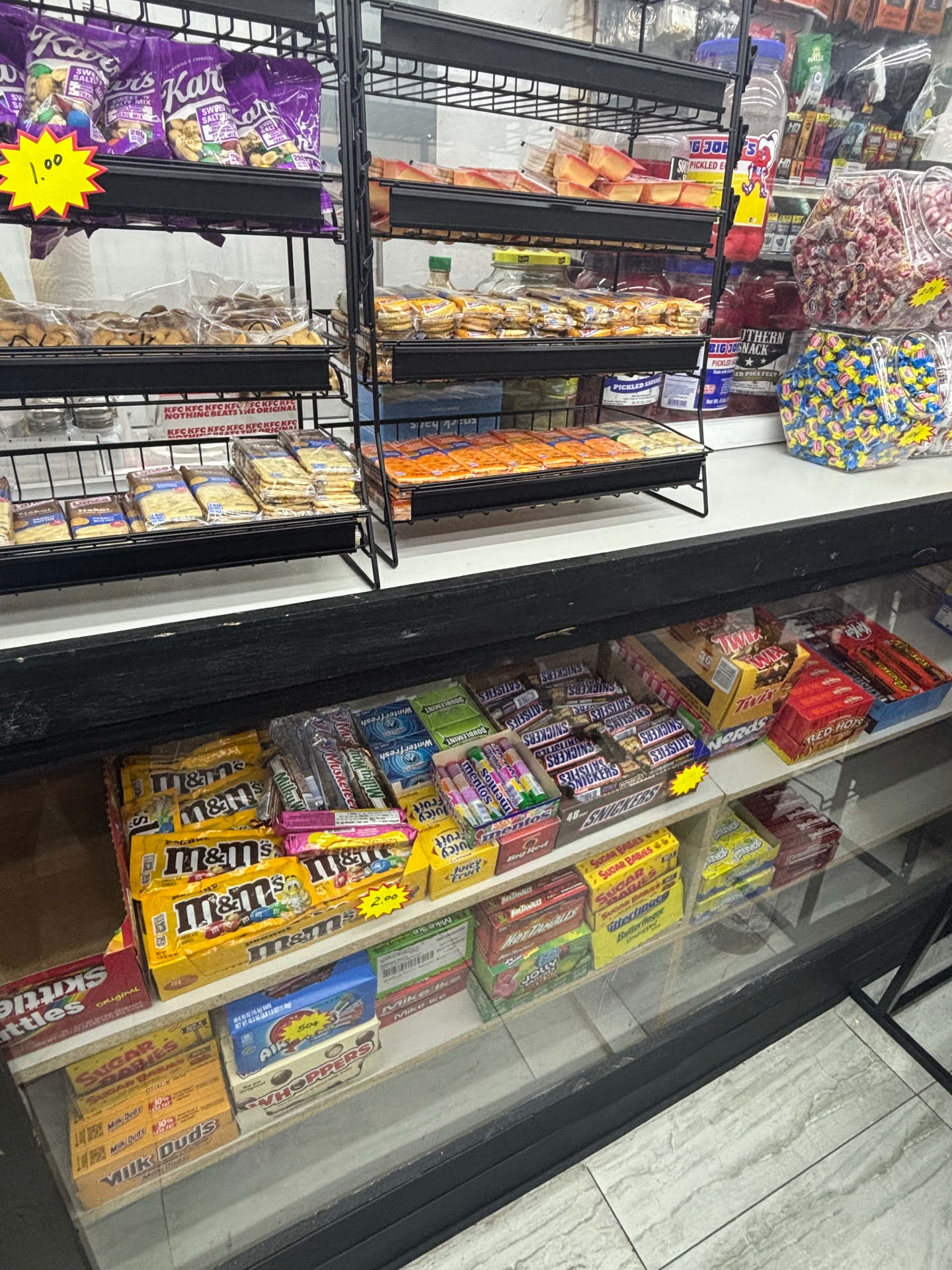 Cookie & candy shelves